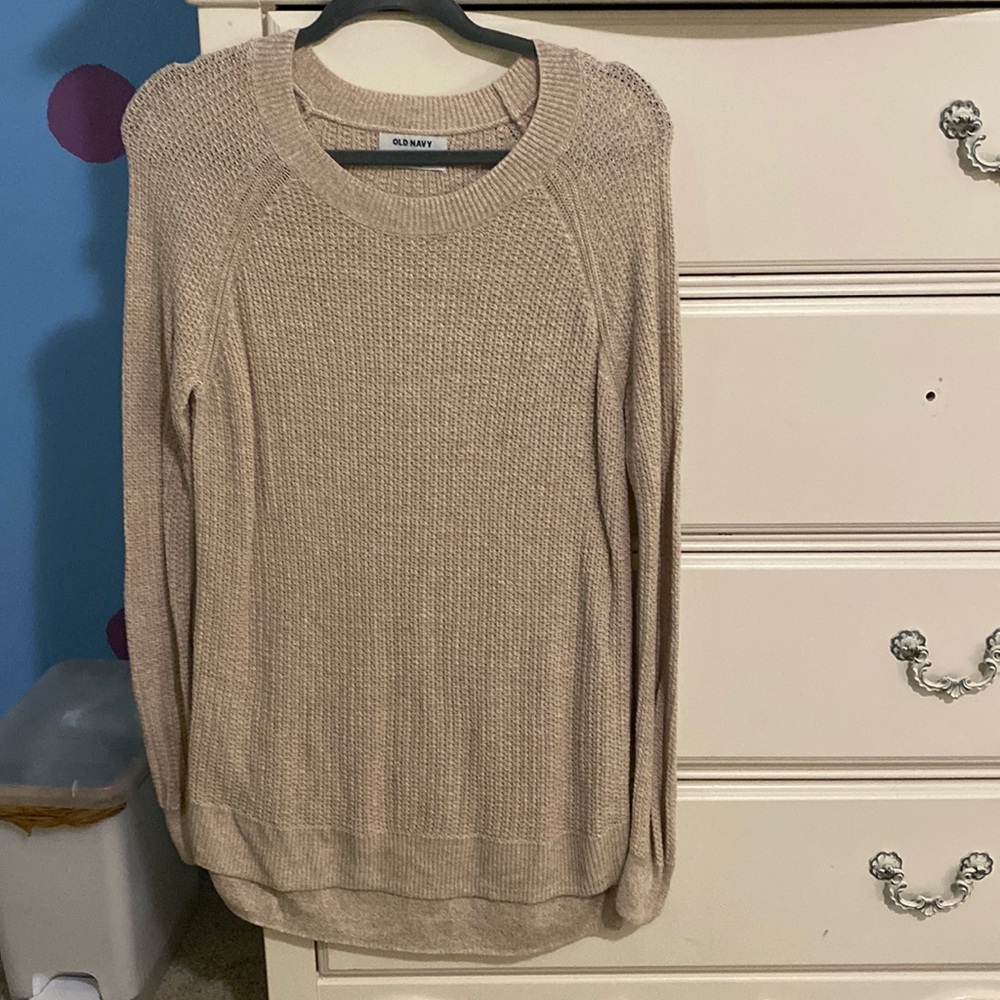 Size Medium Old Navy sweater